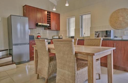 Knysna Central Apartment | 13 Lagoon Terrace