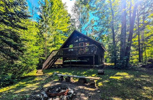 Elmira House | 13 Mi to Slopes Elmira Cabin with Amenities