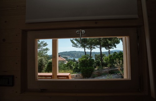 Rogac Ski Chalet | !13%OFF for Summer 2026!/Unwind in a unique Chalet with a sea view patio