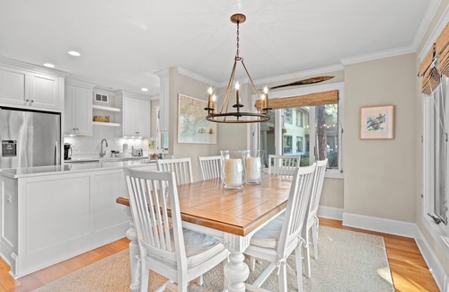 West Beach Village Condo | 1309 Fairway Oaks: Near Beach with 3BR, Golf Views, Beach Gear/Bike Credit