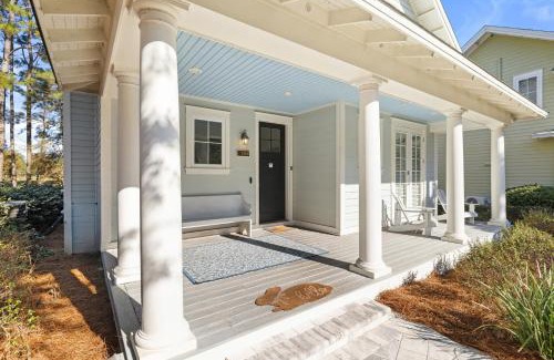 Laurel Grove House | 1366 Laurel Grove Home