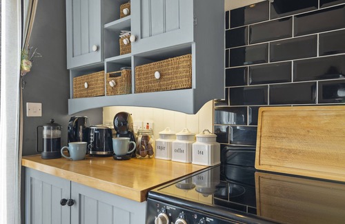 Bury St Edmunds House | 139 I Out Westgate St I Characterful & Peaceful 1BR House.