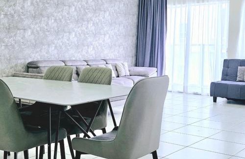 Sekinchan Apartment | 14楼双层空中别墅 Double Storey Penthouse Spacious Common Space for Gathering