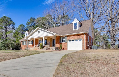 Cary House | 14 Mi to Raleigh Charming Family Home!