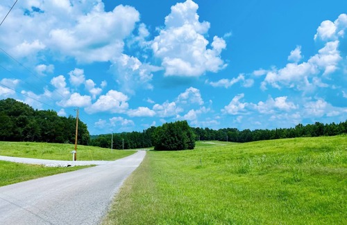 Flatwoods RV Rental | 142B LIFE IS A HIGHWAY SITE 18