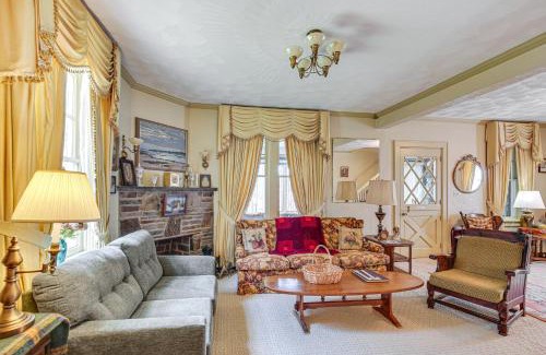 Somerset House | 15 Mi to Seven Springs Resort Somerset Home!