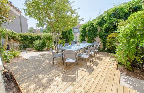 Quincy-Voisins House | 15 min from Disneyland Paris, Casa Caramel Large Family House or with friends