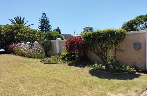 Summerstrand Apartment | 15 on 11th Summerstrand