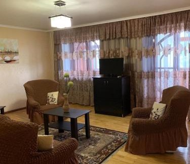 Vapnyarka Apartment | 159 Проспект Добровольского Большая 3-х комнатная квартира в Одессе