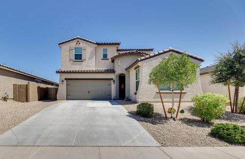 Canyon Trails House | 16 Mi to State Farm Stadium Quiet Gem with Games