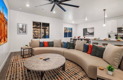 St. George House | 1626| Private Swim Spa, Hot tub, Resort access