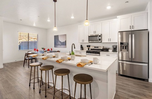 St. George House | 1626| Private Swim Spa, Hot tub, Resort access