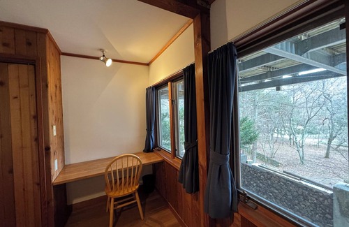 Fujikawaguchiko Cottage | 162㎡cabin/3min walk Lake Saiko/remote work/BBQ/5min drive Kawaguchi Lake/Mt.Fuji