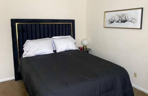 Trenton Apartment | 17 S First - Unit 6 17 s first street unit 6