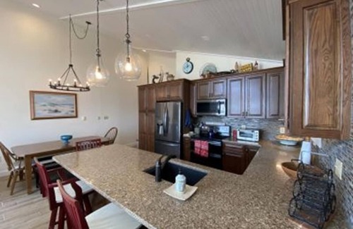Dennisville House | 1708 Landis Avenue North
