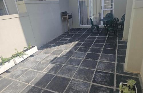 Gordons Bay Central Apartment | 180 Mont Blanc