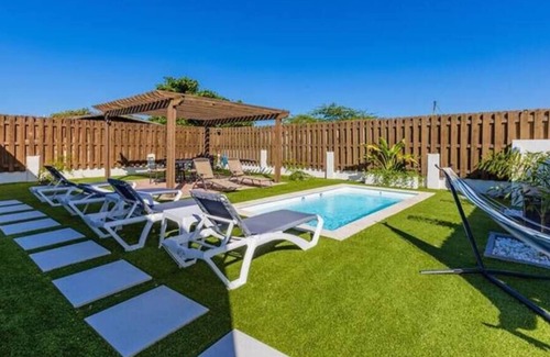 Koyari Villa | 18D: New Listing! Spacious House Near Palm Beach