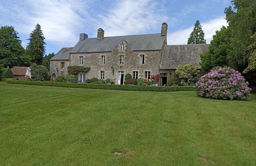 Le Mesnil-Garnier House | 18th century manor located on the edge of a quiet village near Mont St Michel