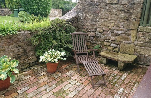 Penycae Cottage | 18th Century sandstone cottage with all modern comforts and old world charm.