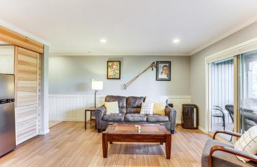 Century West Apartment | 19 Mi to Mt Bachelor Ski Resort Condo with Grill