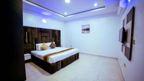 Ofin House | 1Bed - Balcony - Pool - Gym - Spa