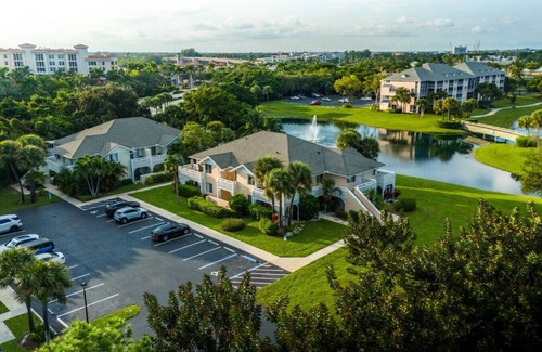 Bella Vista Condo | 1BR/1BA villa at Jupiter Bay