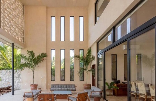 Othon P. Blanco Villa | 1BR at Private Villa w/Pool, Kitchen, Kayaks