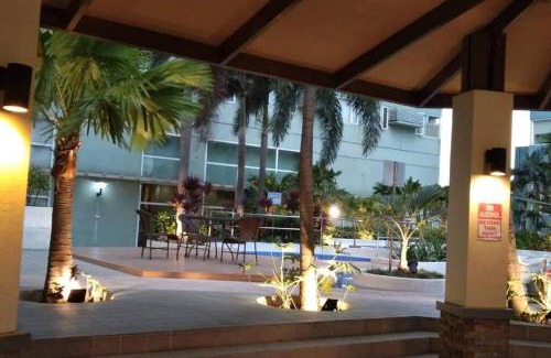 Pembo Apartment | 1BR Condotel Ridgewood Towers Taguig City #RW11