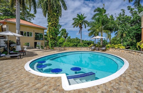 Montego Bay Apartment | 1br Music themed luxury villa suite - 15 minutes from airport