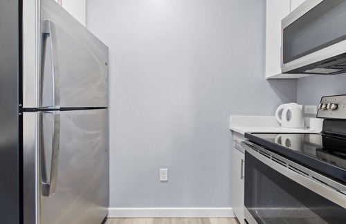 Everett Apartment | 1BR Near Encore Boston 3841