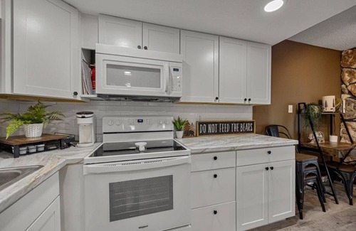 Sevierville Condo | 1BR, secluded condo, views. Free attraction tickets.