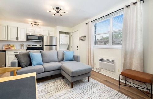 Downtown Columbus Apartment | 1BR Unit for an easy comfy stay