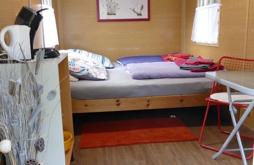 Pelm Apartment | 2-3 person site trailer, sanitary facilities in the main building - Mawile-Eifelschlaf, site trailer