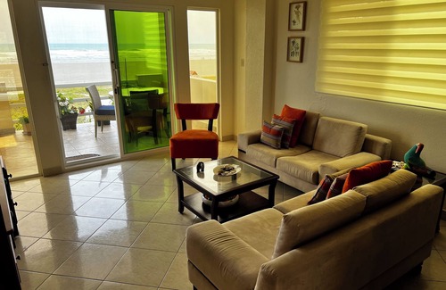 Canoa Condo | 2 BDR 2 Bath Spacious Condo on the beach near Canoa.