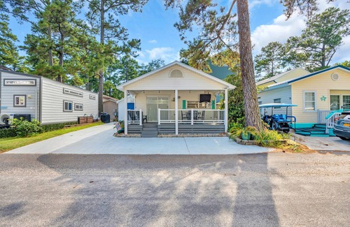 Myrtle Beach House | 2 Bdr/2Ba Charming Beach Cottage in Ocean Lakes!nGolf Cart Included