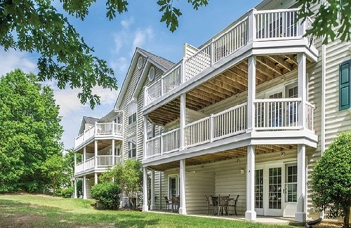 Berkeley Condo | 2 Bdrm~ Greensprings Resort~ Indoor/outdoor Pools, Close TO Theme Parks & More