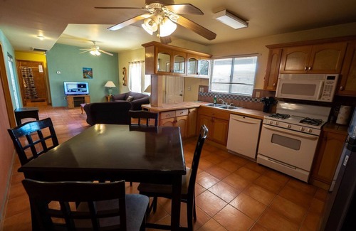 El Dorado Ranch House | 2 bed/2bath - family vacation home in beach resort