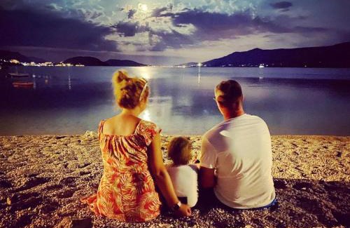 Zubovici Apartment | 2 Bed Flat - Sleeps 8 - Parking - Wifi