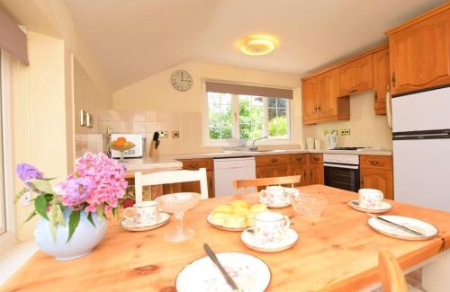 Liverton House | 2 Bed in Ashburton 53519