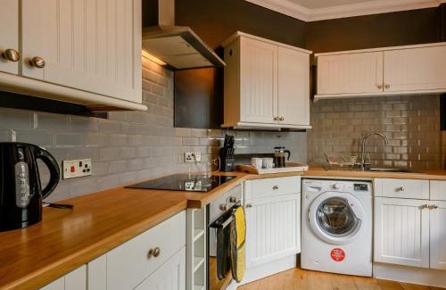 Bacton House | 2 Bed in Bacton 78491