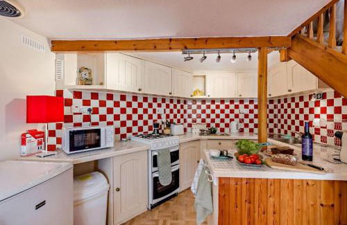 Brecon House | 2 Bed in Brecon oc-t32728