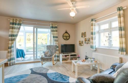 Sewerby Apartment | 2 Bed in Bridlington 77607