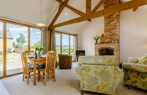 Childswickham House | 2 Bed in Broadway 36840