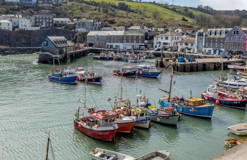Mevagissey House | 2 Bed in Mevagissey MEVAC
