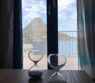 Massouri Apartment | 2 Bed - Sleeps 4 - Free Parking - Sea & Mtn View