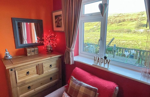 Newbiggin-in-Bishopdale Cottage | 2 bedroom accommodation in Bishopdale, near Leyburn