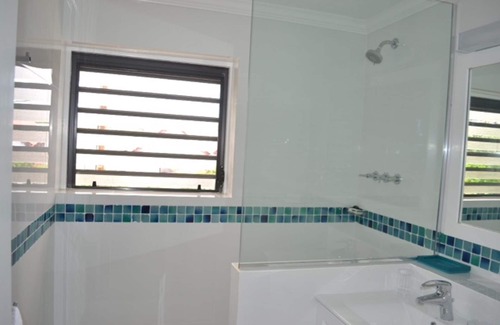 Garrison Historic Area Apartment | 2 bedroom 1 bathroom unit on Barbados' south coast near to shopping & beaches.