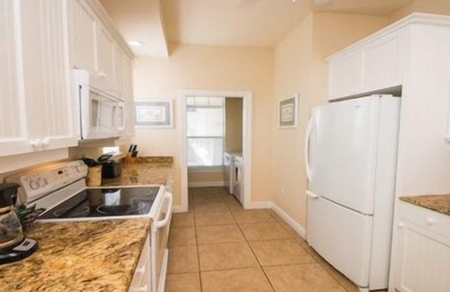 Bradenton Beach Hotel | 2 Bedroom, 2 Bathroom Deluxe. NO PETS