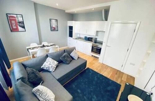 Cantelowes Apartment | 2-Bedroom/2-Bath/15 min. Camden Town