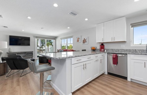 Nokomis Apartment | 2 Bedroom/2 Bath Villa (Second Level) - Unit 10